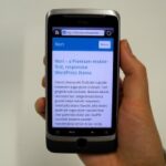 Blog title and menu button on smartphones
